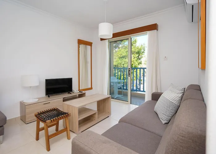 Basilica Apartmanhotel 3*