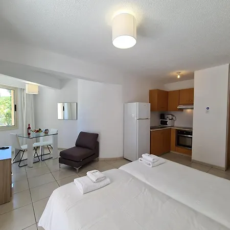 Basilica Aparthotel