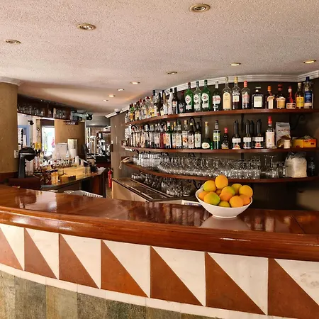 大殿假日度假胜地酒店 3*