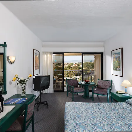 Basilica Aparthotel 3*