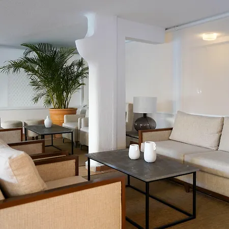 바실리카 홀리데이 3* 파포스