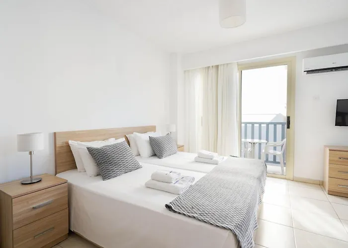 Apartahotel Basilica Paphos