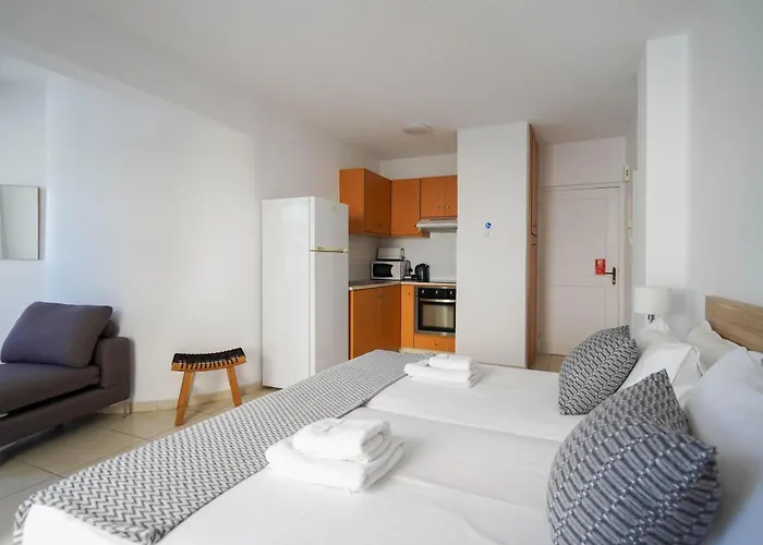 Basilica Apartahotel