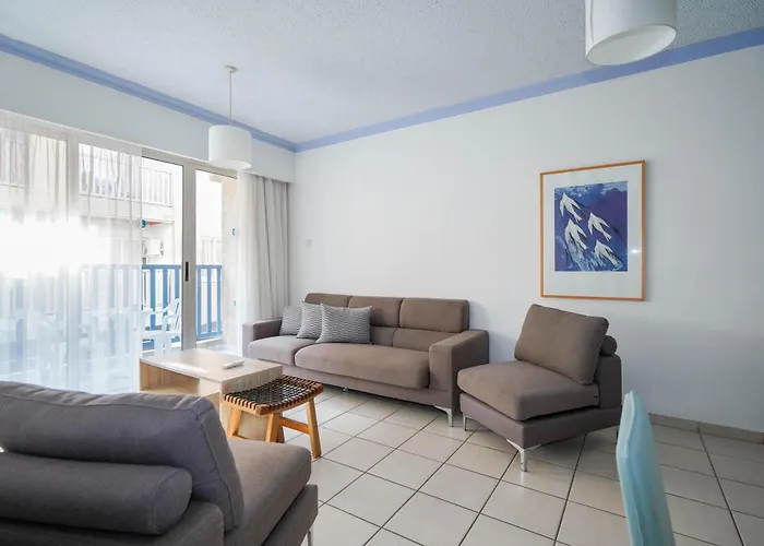 Apartahotel Basilica Paphos