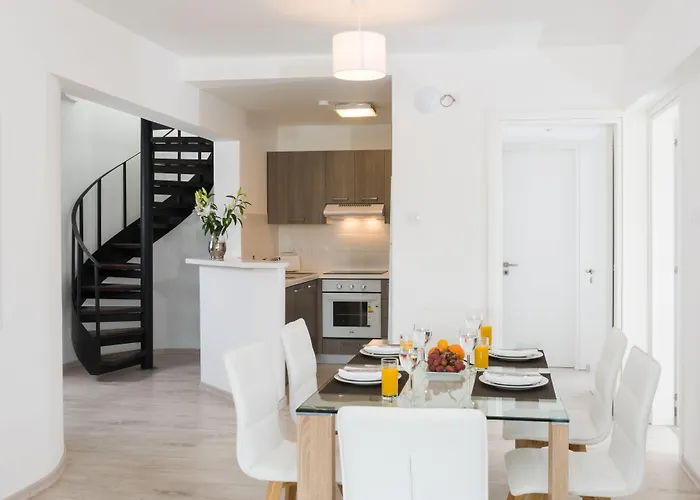 Apartahotel Basilica Paphos