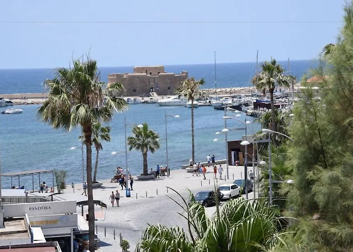 Basilica Apartahotel 3*