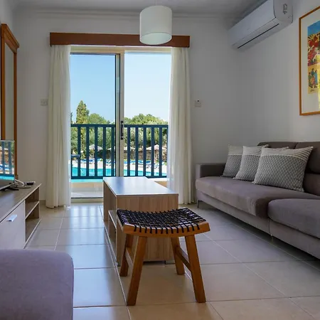 Basilica Aparthotel