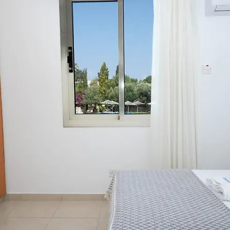 Ξενοδοχείο με διαμερίσματα Basilica 3*